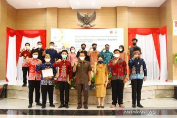 Ini pesan Bupati Murung Raya saat melantik pengurus Hipmamura Yogyakarta