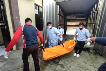 Keluarga korban tuntut pelaku pembakar jenazah dihukum mati