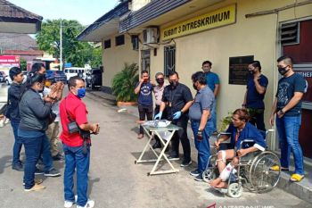 13 orang preman ditangkap di kawasan Pelabuhan Boom Baru dan Pasar Induk Jakabaring