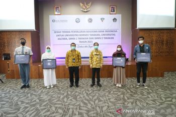 Perwakilan BI Kaltara kembali salurkan beasiswa sebesar Rp1,5 miliar