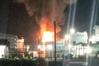 Kebakaran tangki pabrik di Dumai telan dua korban