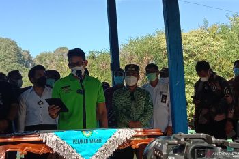Sampah dan jaringan internet jadi perhatian Sandiaga Uno di Rammang-rammang