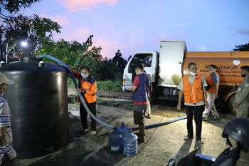 Pertamina Cilacap pastikan warga tetap aman pascakebakaran tangki