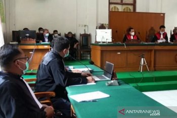 Edy Rahmat mengakui uang suap Nurdin Abdullah Rp2,5 miliar diserahkan di Taman Macan