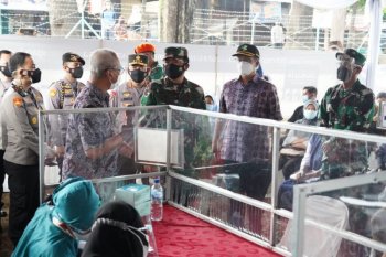 Panglima TNI: vaksinasi-pengetatan PPKM mikro bisa tekan COVID-19