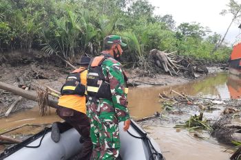 Tim SAR Asmat hentikan pencarian bocah hilang di Dermaga Agats