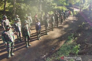 Marinir TNI AL di Makassar ikut TMMD ke-111