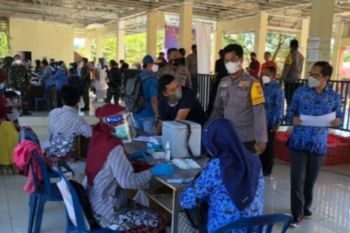 Sekda Mamuju minta ASN bersedia divaksin COVID-19