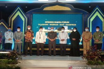 BI Sultra luncurkan lelang wakaf tunai dorong ekonomi keuangan syariah