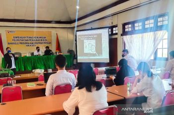 Bawaslu  Kalteng gelar pelatihan kehumasan perkuat arus informasi publik