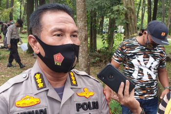 Polda Sumsel ajak masyarakat ikuti vaksin  COVID-19 massal