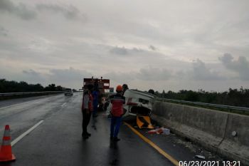 HK: Kecelakaan minibus diduga kendaraan melaju dengan kecepatan tinggi