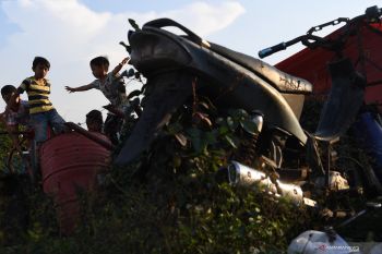 Jika orang tua positif COVID-19, siapa mengasuh anaknya ?