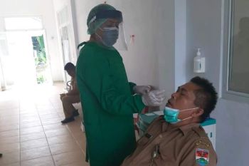 Pemkab Minahasa Tenggara meminta ASN  rutin  rapid tes antigen
