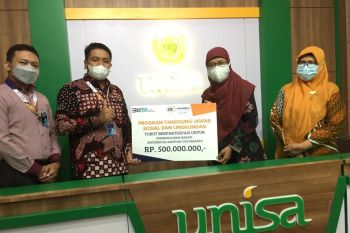 PT Askrindo menyalurkan bantuan pembangunan masjid di Unisa Yogyakarta