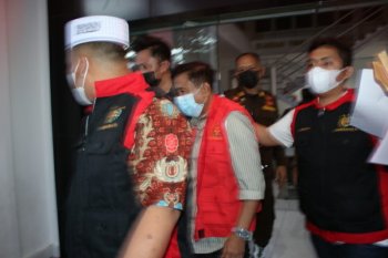 Kejati Sulteng  tahan mantan Sekda Banggai Laut karena kasus korupsi