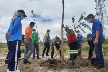 Wali Kota Palangka Raya ajak masyarakat gemar hijaukan lingkungan