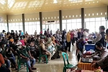 Ribuan masyarakat Kabupaten Mesuji ikuti program vaksinasi massal