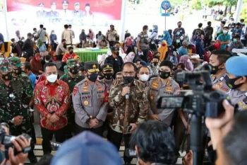 Polda Sulsel apresiasi antusiasme masyarakat ikut vaksinasi  COVID-19 massal