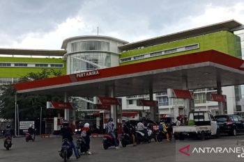 Pertamina menambah volume penyaluran solar bersubsidi di Lombok