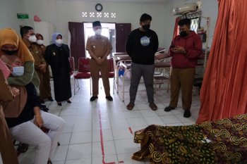 Seorang pegawai Pemkot ditemukan meninggal depan masjid