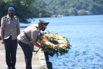 Polda Sulut tabur bunga di Perairan Bitung sambut Hari Bhayangkara