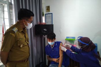 Seluruh warga binaan Lapas Kelas IIB Payakumbuh divaksin COVID-19