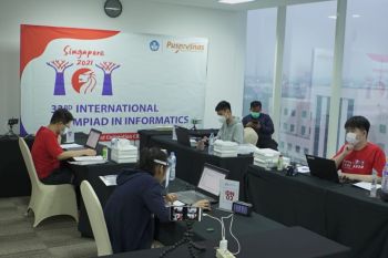 Tim Indonesia raih empat medali  pada IOI Singapura