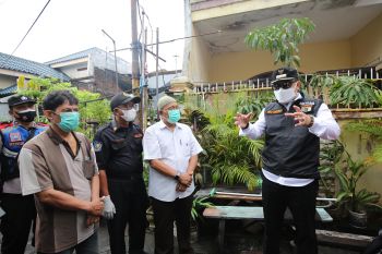 Tes usap massal berbasis RT segera diberlakukan di Surabaya