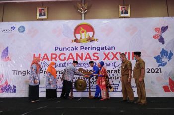 BKKBN Sumbar minta seluruh pihak serius tekan angka stunting  di Sumbar