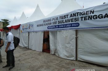 Pastikan bebas COVID-19, peserta Munas Kadin jalani uji usap antigen