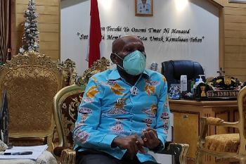 Pemkot Jayapura batasi aktivitas warga hingga pukul 20.00 WIT