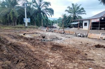 Akses jalan ke pabrik ditutup warga, PT RPSM Kinali minta Pemkab fasilitasi penyelesaian