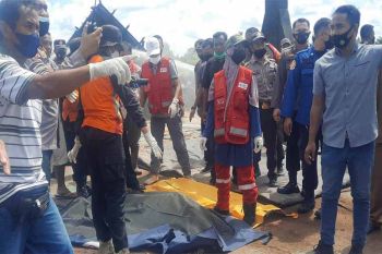 Dengar tongkang meledak dan ada korban, Bupati Kobar datangi TKP