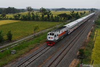 PT KAI Batalkan Ribuan Perjalanan KA