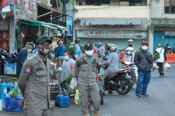 Yogyakarta mengantisipasi kerumunan di luberan pedagang pasar tradisional
