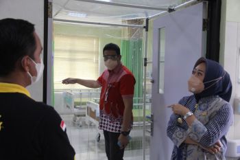Bupati Purbalingga pantau persediaan tabung oksigen