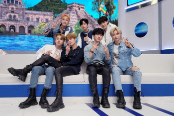 Stray Kids kembali puncaki World Digital Song Sales Billboard