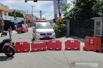 Bukittinggi mulai penyekatan alur keluar masuk, warga diminta disiplin