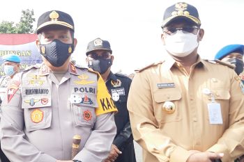 Pj Gubernur Kalsel berlakukan jam malam di zona merah