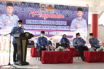 Bupati Lamsel ikuti pengukuhan Dewan Pengurus Korpri