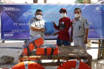 Jasa Raharja NTB menggencarkan sosialisasi di kawasan wisata bahari