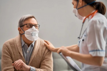 Perlukah pasien COVID-19 lakukan tes darah dan thorax seusai sembuh?