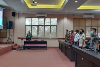 Plt Asisten Bidang Umum ikuti vicon sosialsasi PPKM Darurat