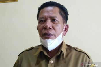 Solok Selatan bagikan 9.098 seragam gratis pada pelajar