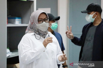 Kepala dan staf puskesmas dicopot usai viral video karaoke