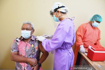 Pemkot Kupang apresiasi warga antusias ikut vaksinasi