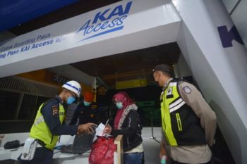 Penerapan Aturan  PPKM Darurat KA Lokal