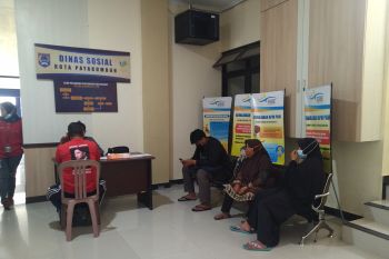 Sudah lebih 65 persen masyarakat penerima bantuan pemerintah di Payakumbuh divaksin