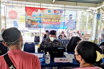 Lantamal VI sediakan 6.000 dosis vaksin COVID-19 untuk Pelabuhan Makassar